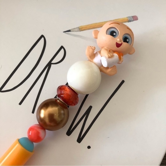 Disney Doorables: The Incredibles: Jack Jack handmade beaded pen - Picture 1 of 3